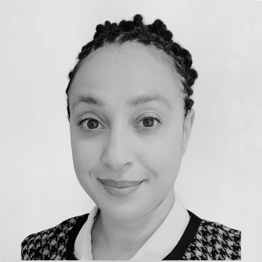 Dr Luisa Searle